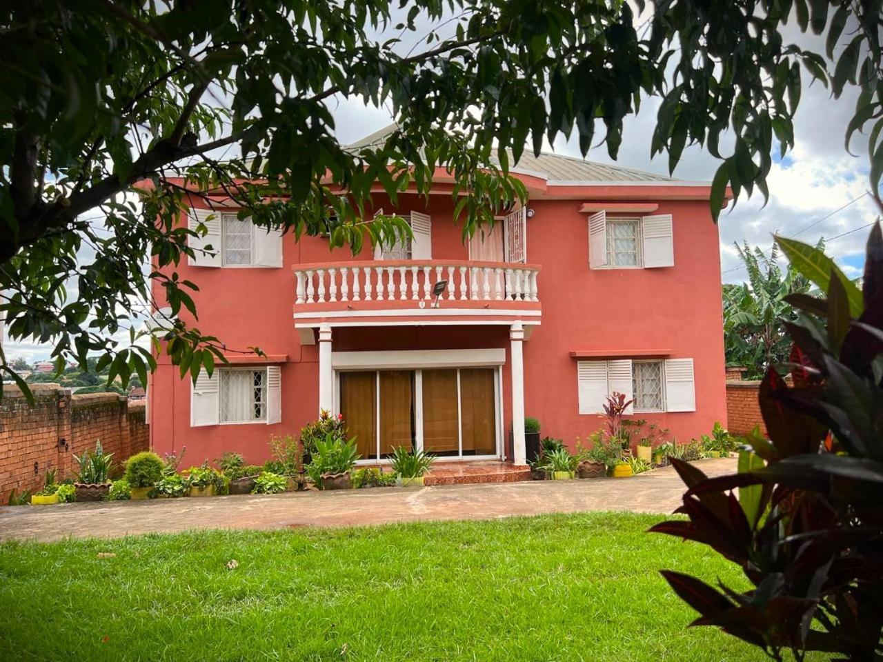 Residence Tianay Antananarivo Esterno foto